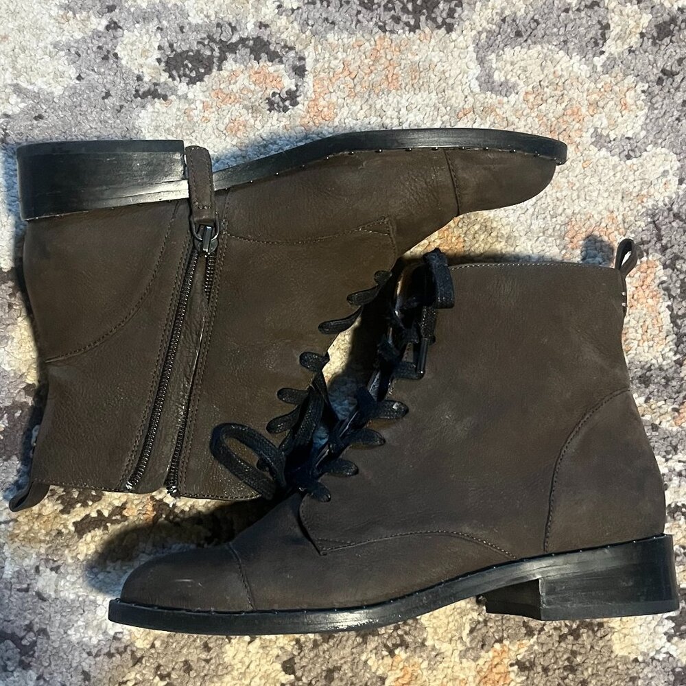 Halogen Boots